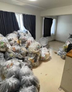 思い出の品や貴重品を丁寧に仕分けてくれるという評判の会社を選びました